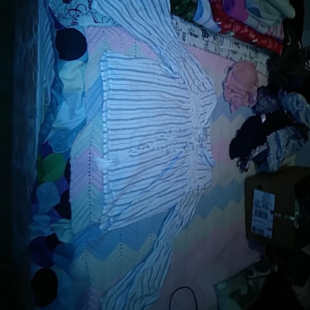 New - Picture 2 of 2